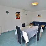 Eufemija Apartment *